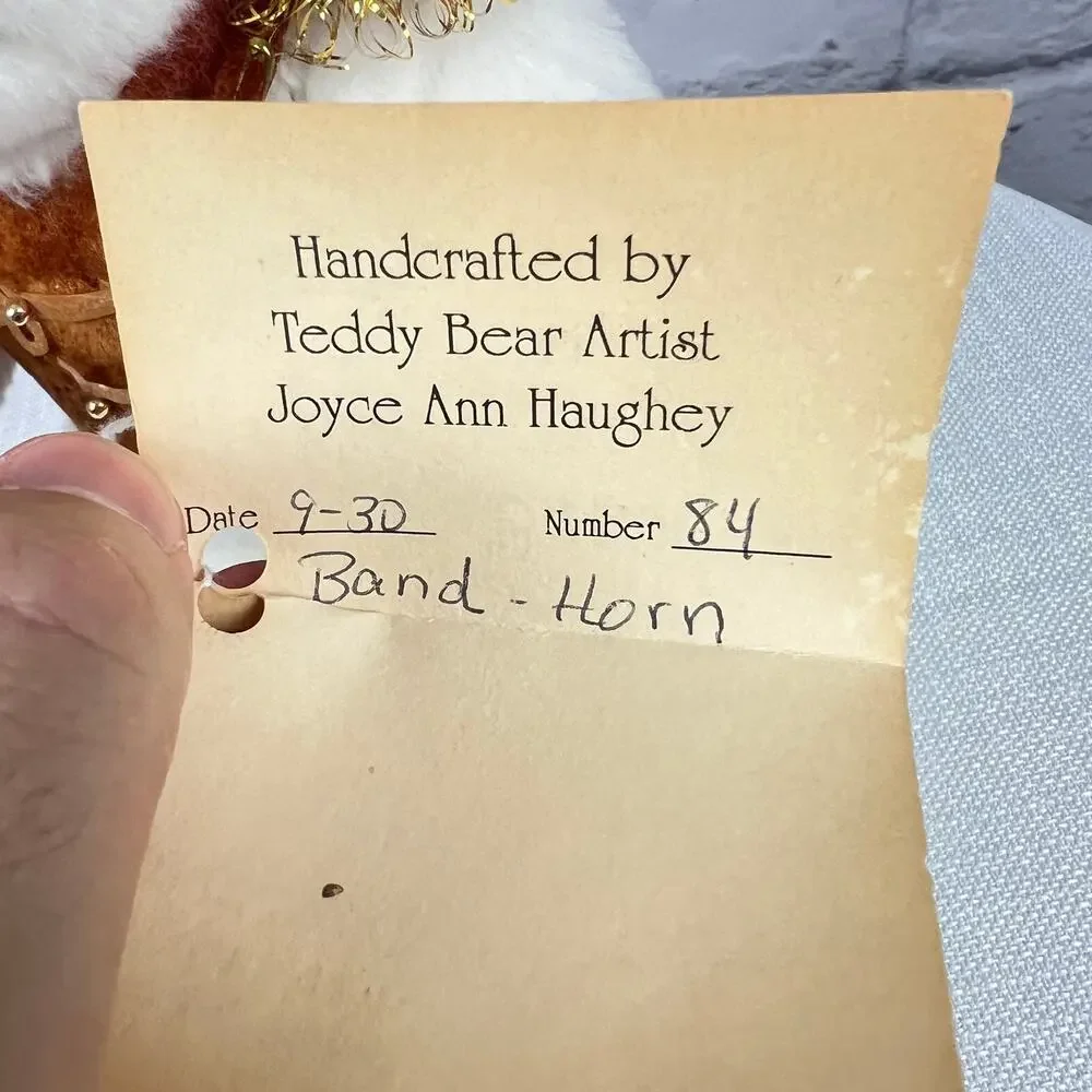 Bearcraft Joyce Ann Haughey White Bear‎ USA Band Horn Trumpet Jointed Plush 13